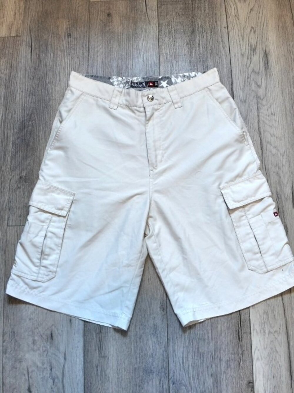 Quiksilver Vintage Polyester Men's Cargo Shorts Cream Beige Y2K Surf Skate 30
